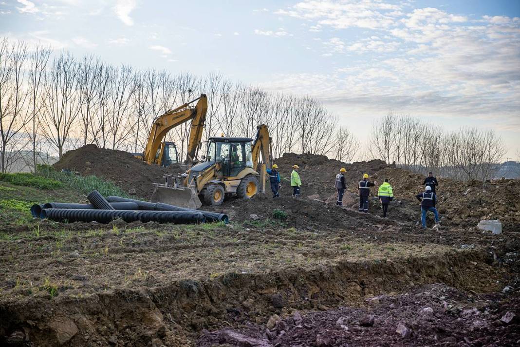 Sadece İstanbul'da vardı, artık o şehirde de hizmete giriyor! İşte metrobüsü kullanacak ikinci şehir... 10